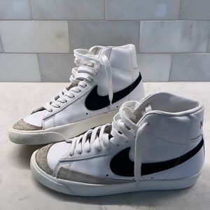 Women’s Nike Blazers!